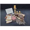 Image 24 : PALLET OF ASSORTED SHOW PROPS