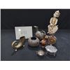 Image 9 : PALLET OF ASSORTED SHOW PROPS