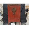 Image 7 : PALLET OF ASSORTED SHOW PROPS & FURNITURE