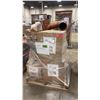 Image 2 : PALLET OF ASSORTED SHOW PROPS