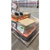 Image 2 : PALLET OF ASSORTED SHOW PROPS