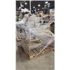 Image 2 : PALLET OF ASSORTED SHOW FURNITURE