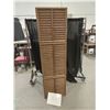 Image 10 : PALLET OF ASSORTED SHOW PROP FURNITURE