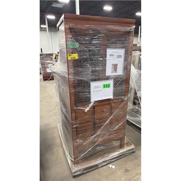 PALLET OF ASSORTED SHOW PROP FURNITURE