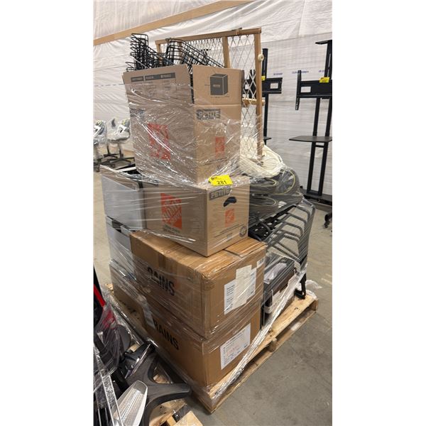 PALLET OF ASSORTED SHOW PROPS
