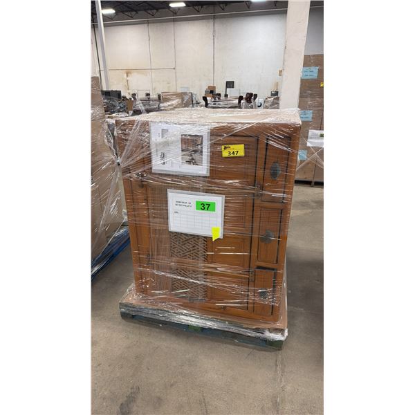 PALLET OF ASSORTED SHOW PROPS & FURNITURE