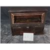 Image 13 : PALLET OF ASSORTED SHOW PROPS & FURNITURE