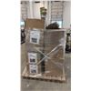 Image 2 : PALLET OF ASSORTED SHOW PROPS