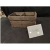 Image 6 : PALLET OF ASSORTED SHOW PROPS
