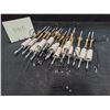 Image 9 : PALLET OF ASSORTED SHOW PROPS