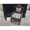 Image 9 : PALLET OF ASSORTED SHOW PROPS & FURNITURE
