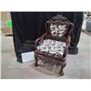 Image 6 : PALLET OF ASSORTED SHOW PROP FURNITURE