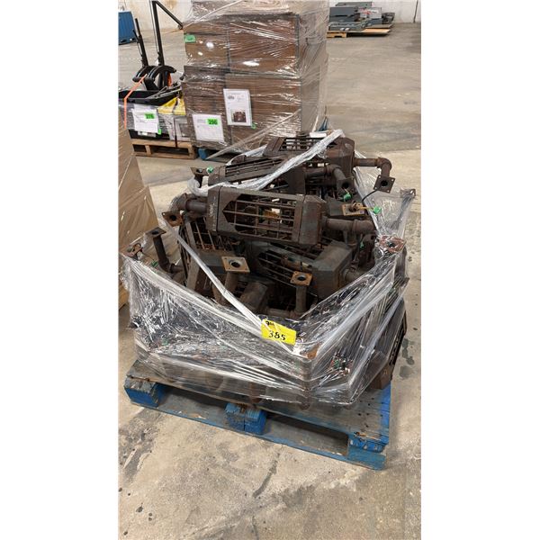 PALLET OF ASSORTED SHOW PROPS