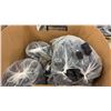 Image 2 : PALLET OF ASSORTED SHOW PROPS