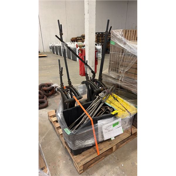 PALLET OF ASSORTED SHOW PROPS