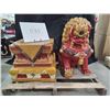 Image 6 : PALLET OF FU DOG STATUES & PROP FURNITURE