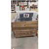 Image 3 : PALLET OF ASSORTED SHOW PROPS