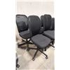 Image 2 : (8) ASSORTED MESH BACK ROLLING OFFICE CHAIRS