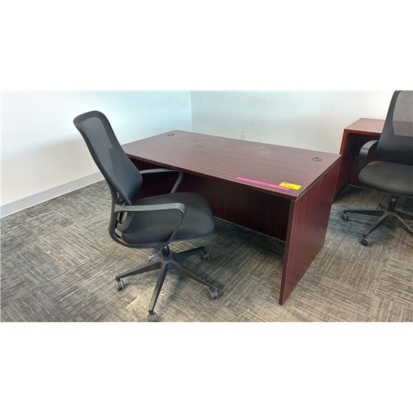 WOOD DESK WITH ROLLING OFFICE CHAIR