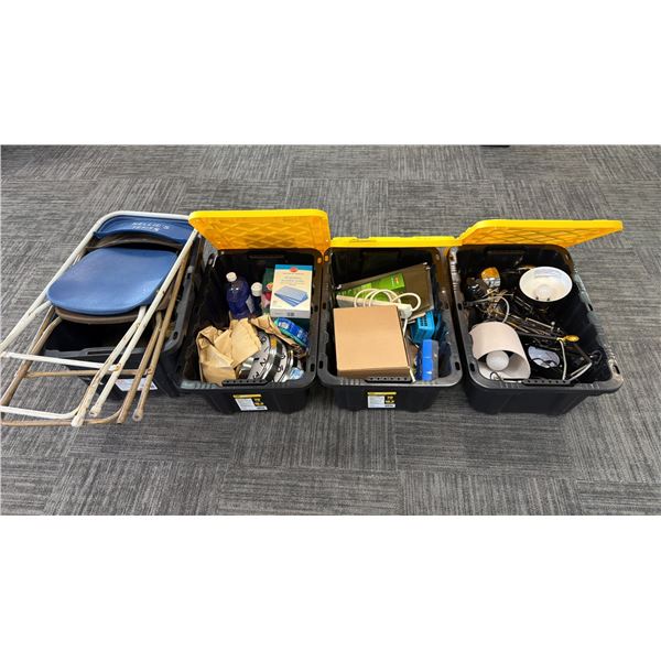 FOLDING CHAIRS & TOTES OF ASSORTED ITEMS