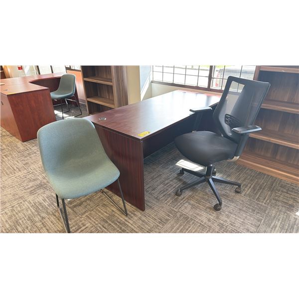 WOOD DESK WITH MESH BACK ROLLING OFFICE CHAIR & CHAIR