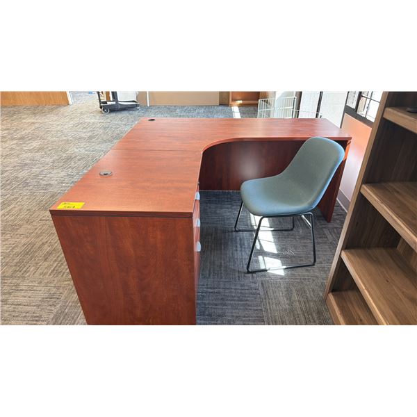 CORNER EXECUTIVE DESK WITH CHAIR