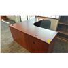 Image 2 : CORNER EXECUTIVE DESK WITH CHAIR