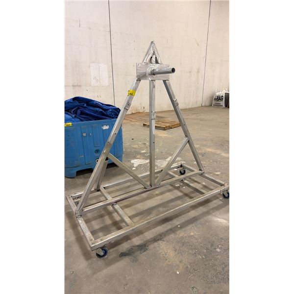 PORTABLE METAL A-FRAME RACK