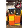 Image 1 : PALLET OF ASSORTED TOTES & TOTE LIDS