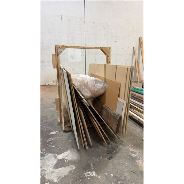PALLET OF ASSORTED ITEMS INCLUDING; WOOD PANELS, WOOD SLAB & MORE