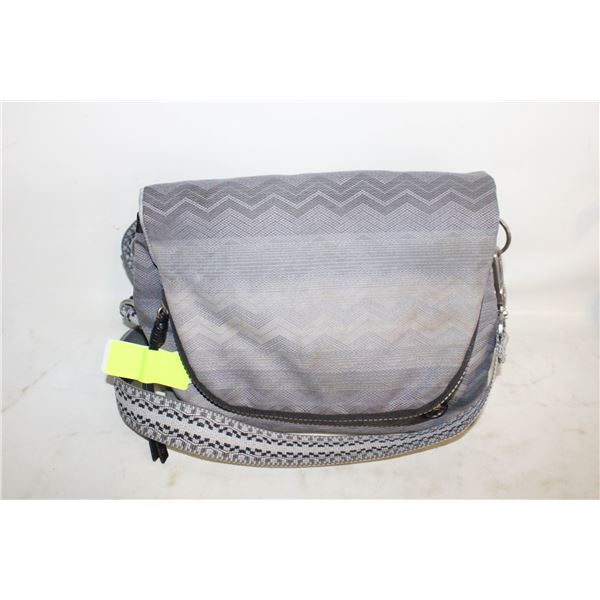 LULULEMON OVER-THE-SHOULDER FABRIC PURSE