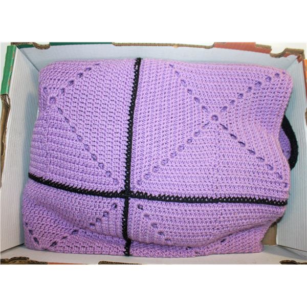 HANDCRAFTED CROCHETED SQUARE PATTERNED