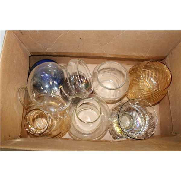 LOT OF DECORATIVE VINTAGE OIL LAMP CHIMNEYS