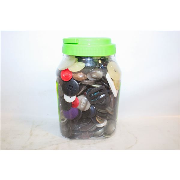 CONTAINER OF MISCELLANEOUS VINTAGE BUTTONS