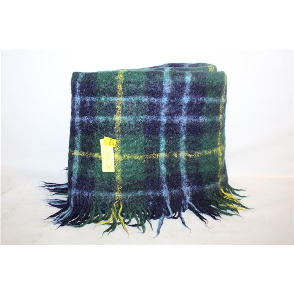 ST. JOHNS VIRGIN WOOL TARTAN ISLE OF MAN VINTAGE