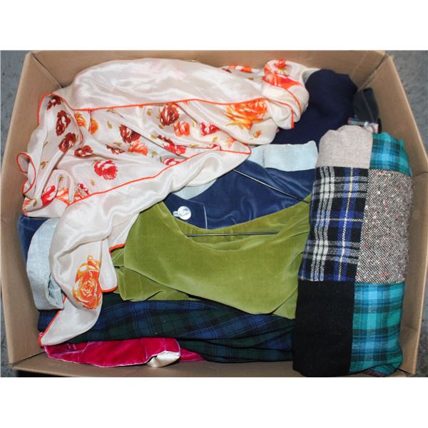 19 PIECES VINTAGE LADIES CLOTHING