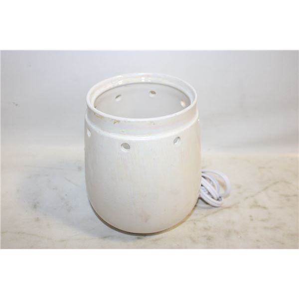 SCENTSATIOMALS FULL SIZE WAX WARMER.
