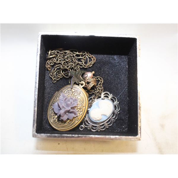ESTATE CAMEO & LOCKET NECKLACE IN BOX-ESTATE