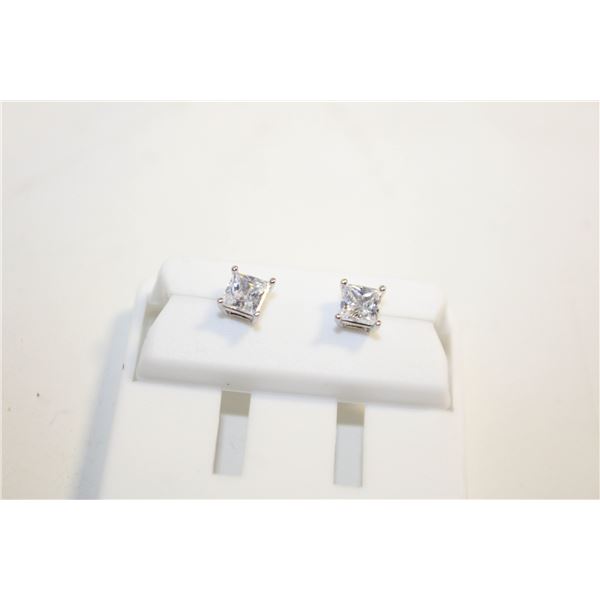 NEW SILVER PLATED SQUARE STUD EARRINGS