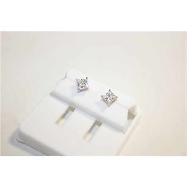 NEW SILVER PLATED SQUARE STUD EARRINGS