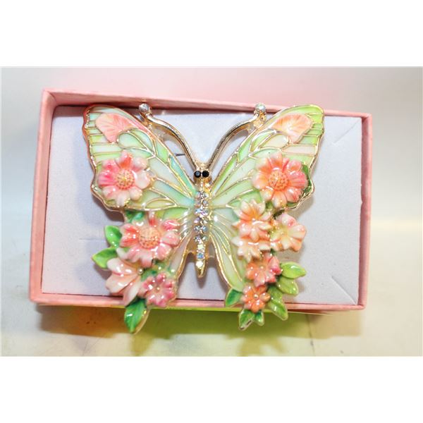 NEW FLORAL 3D BUTTERFLY BROOCH 2.17”X2.36”APRICOT,