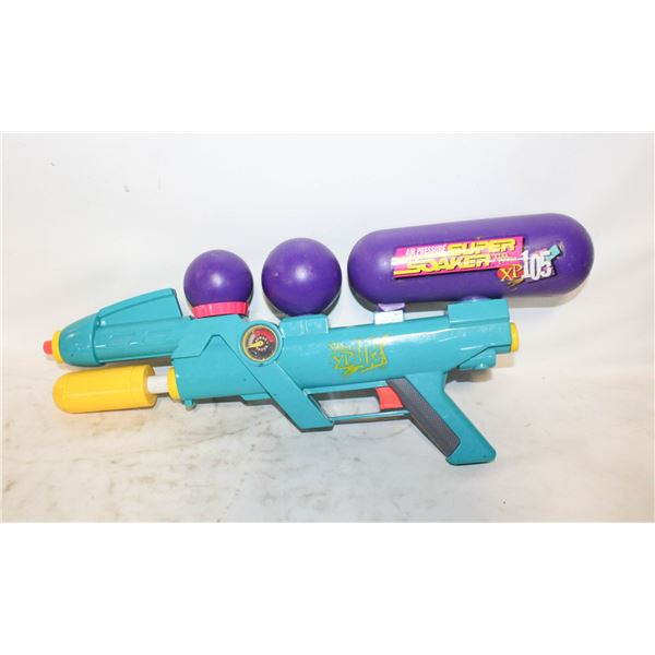 VINTAGE SUPER SOAKER EXTRA POWER 105