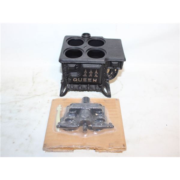 SALESMAN SAMPLE CAST IRON WOOD STOVE - VINTAGE
