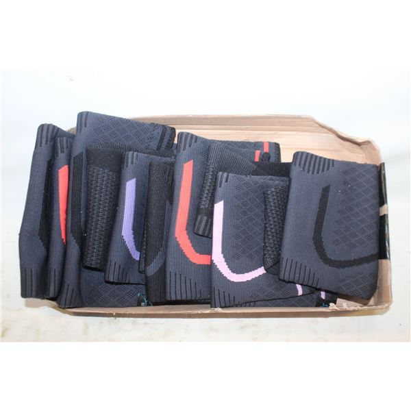 FLAT OF ASSORTED KNEE BRACES