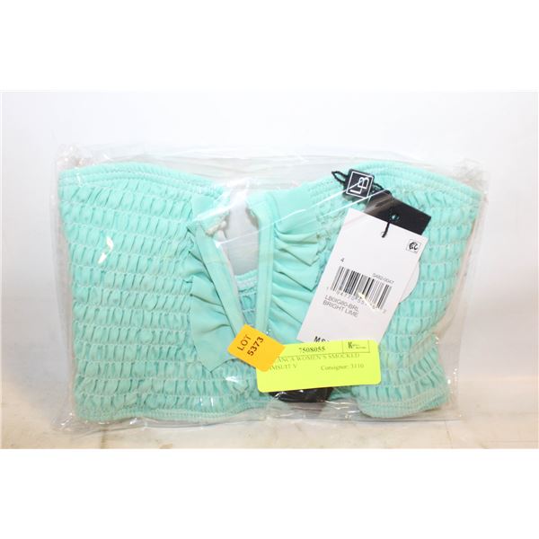 LA BLANCA WOMEN’S SMOCKED SWIMSUIT V