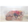 Image 1 : TUB FULL OF THANKSGIVING DÉCOR