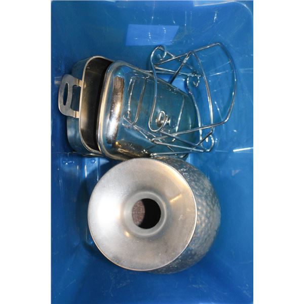 TOTE WITH CHAFFING DISH HAMMERED VASE AND MORE