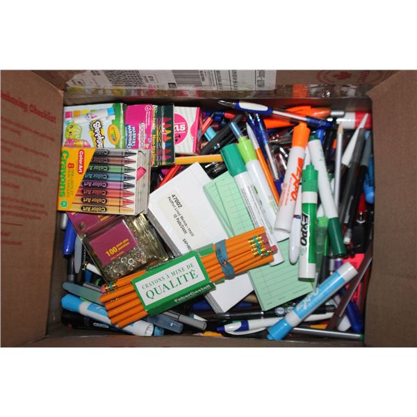 PEN COLLECTION LARGE BOX