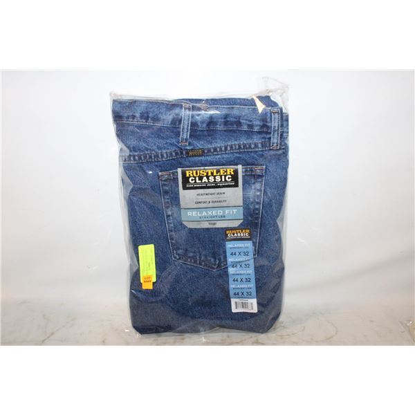 NWT RUSTLER CLASSIC WRANGLER RELAXED FIT STRAIGHT