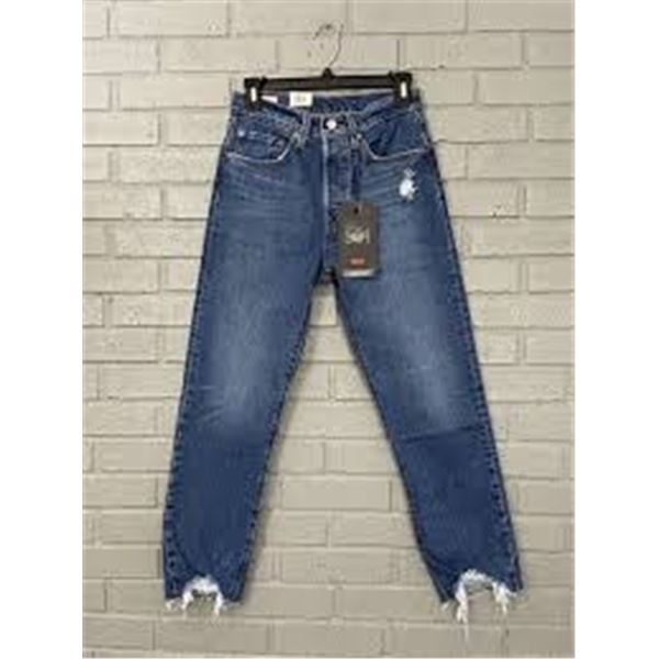 NEW LEVIS MOM JEANS 26 X 29